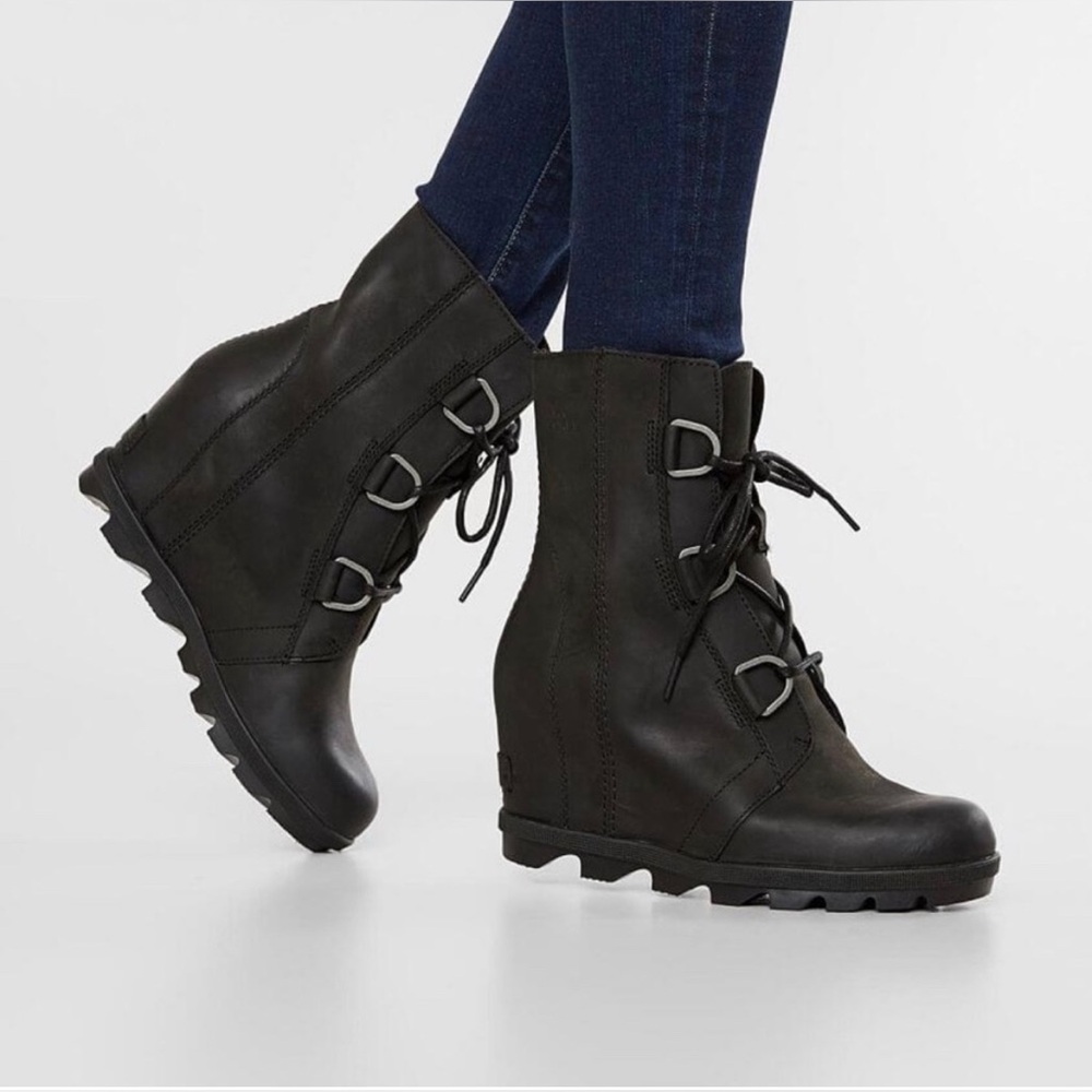 SOREL women’s joan of arctic wedge boot